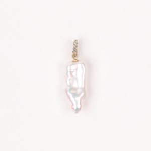 baroque glow pendent